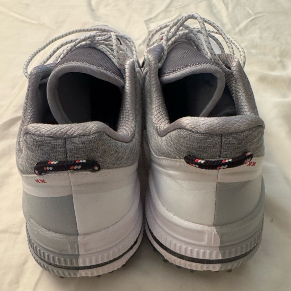 NWOT Men's White and Gray Athletic Shoes - Picture 7 of 10